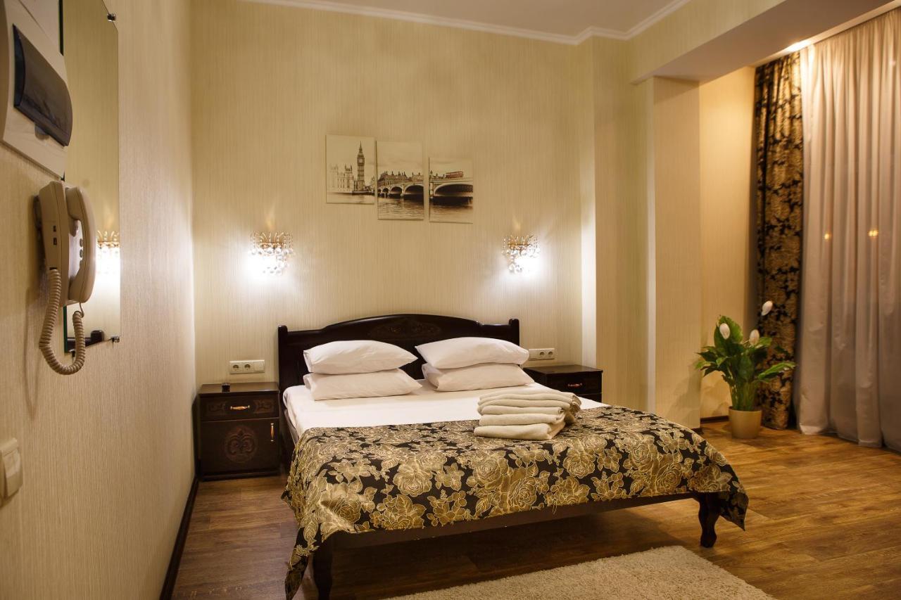 Misteriya Hotel Kharkiv Exterior photo