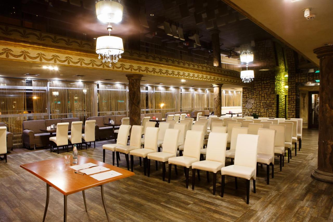 Misteriya Hotel Kharkiv Exterior photo